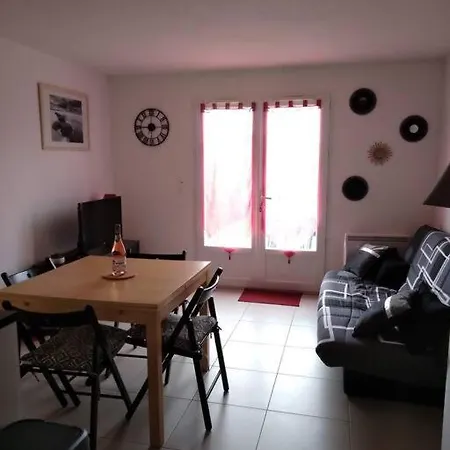 Maison De En Bord De Mer, Avec Piscine 펜션 *